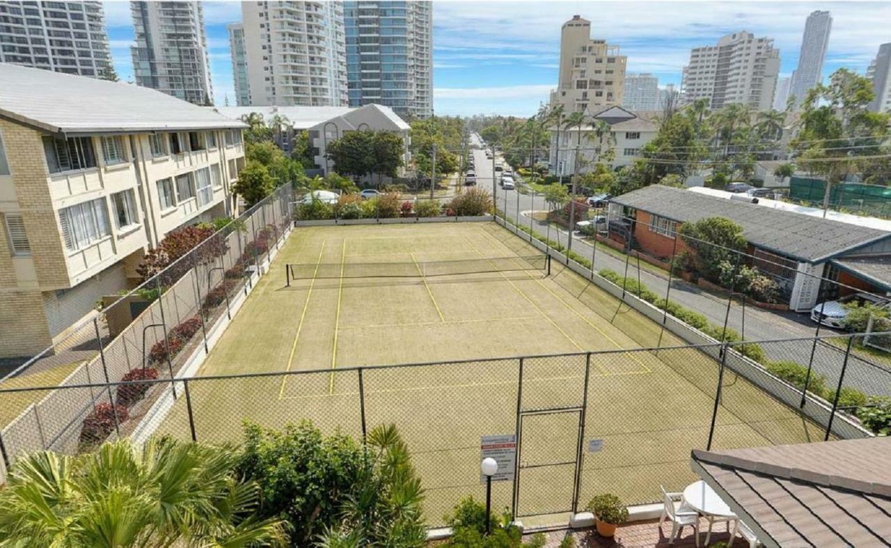 Bougainvillea Gold Coast Holiday Apartments Dış mekan fotoğraf